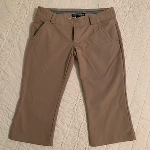 Women’s Under Armor Golf Capris